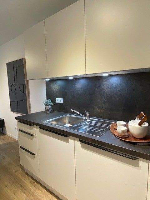 Moderne 2-Zimmer-Neubauwohnung mit Einbauküche, Balkon & TG-Platz – Fürth – Vorschaubild 8