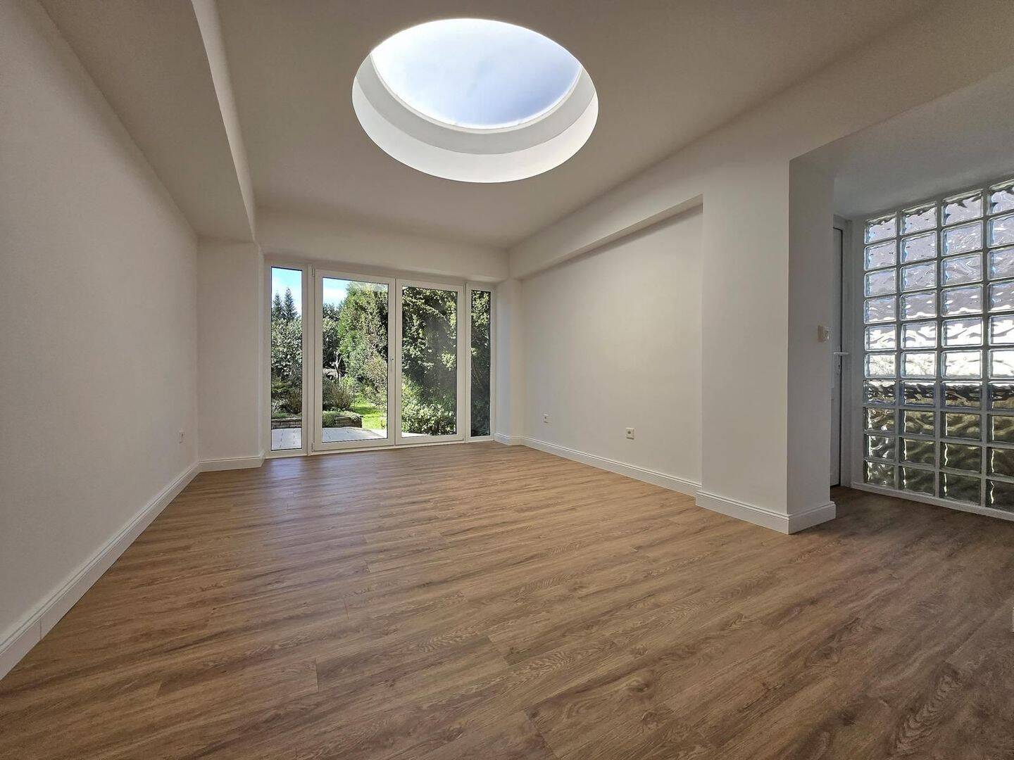 Modernisiertes Einfamilienhaus mit Blick ins Grüne in Hamburg - Duvenstedt – Hamburg – Vorschaubild 5