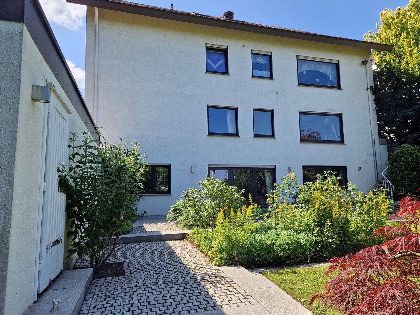 Hochwertiges Mehrfamilienhaus mit Traumgarten – Bielefeld – Vorschaubild 8