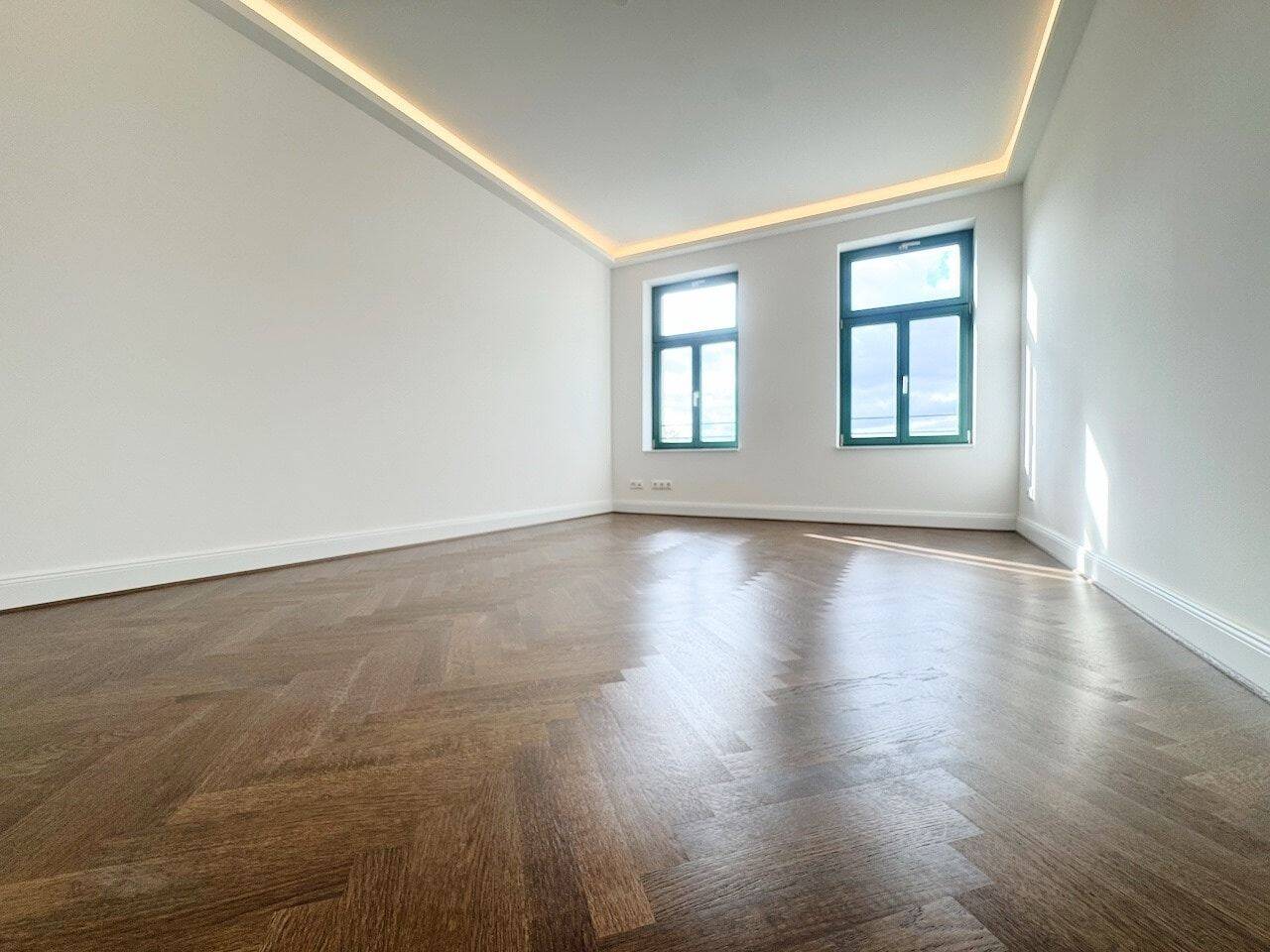 Erstbezug mit Stil! + Balkon + Parkett + Fußbodenheizung + tolles Bad mit Wanne & Dusche + LED-Licht – Leipzig – Vorschaubild 5