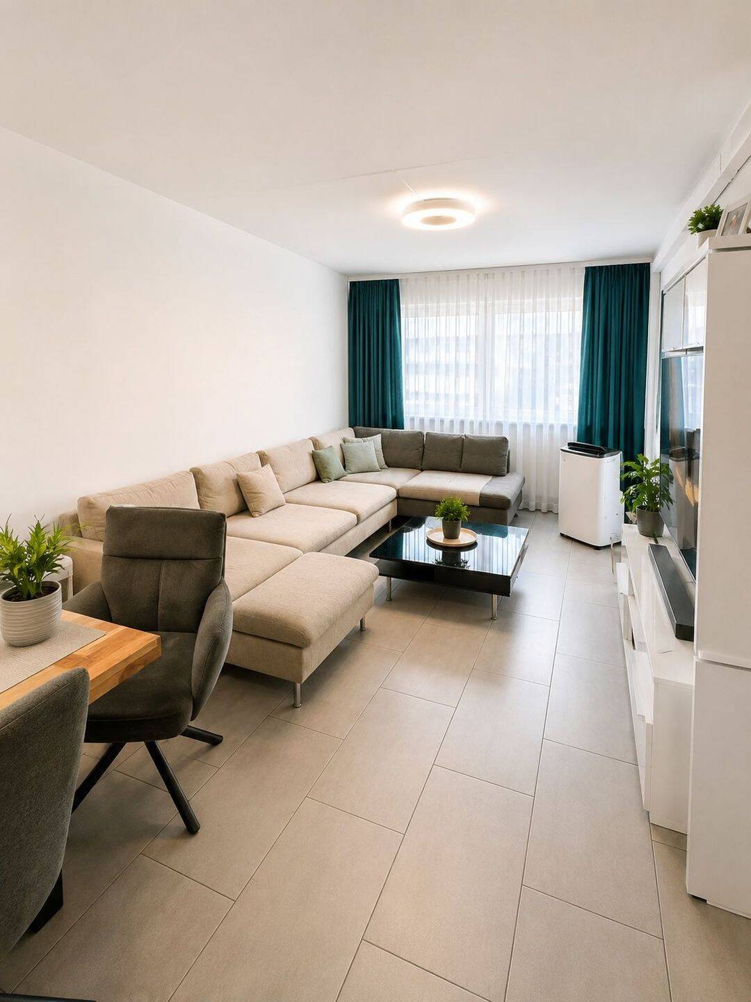 4-Zi-ETW mit großem Balkon und vielseitigen Nutzungsmöglichkeiten