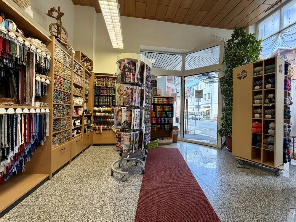 Kapitalanlage mit Charakter: Wohn- und Geschäftshaus unter Ensembleschutz in Sonneberg – Sonneberg – Vorschaubild 2