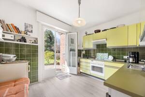 Charmantes Anwesen mit parkähnlichem Grundstück und Entwicklungspotential – 22529 Hamburg – Vorschaubild 9