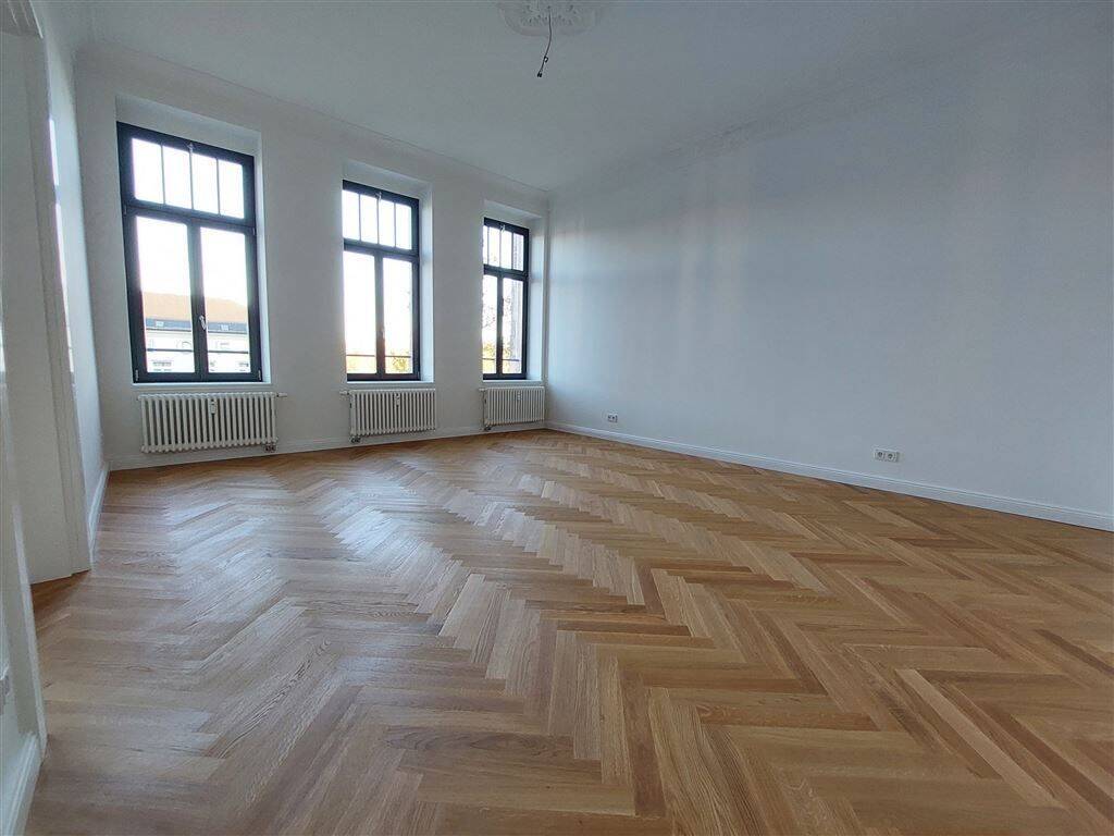 Stilvoll sanierter Altbau - 4 Zimmer | Echtholzparkett | Balkon | Stellplatz – Chemnitz – Vorschaubild 3