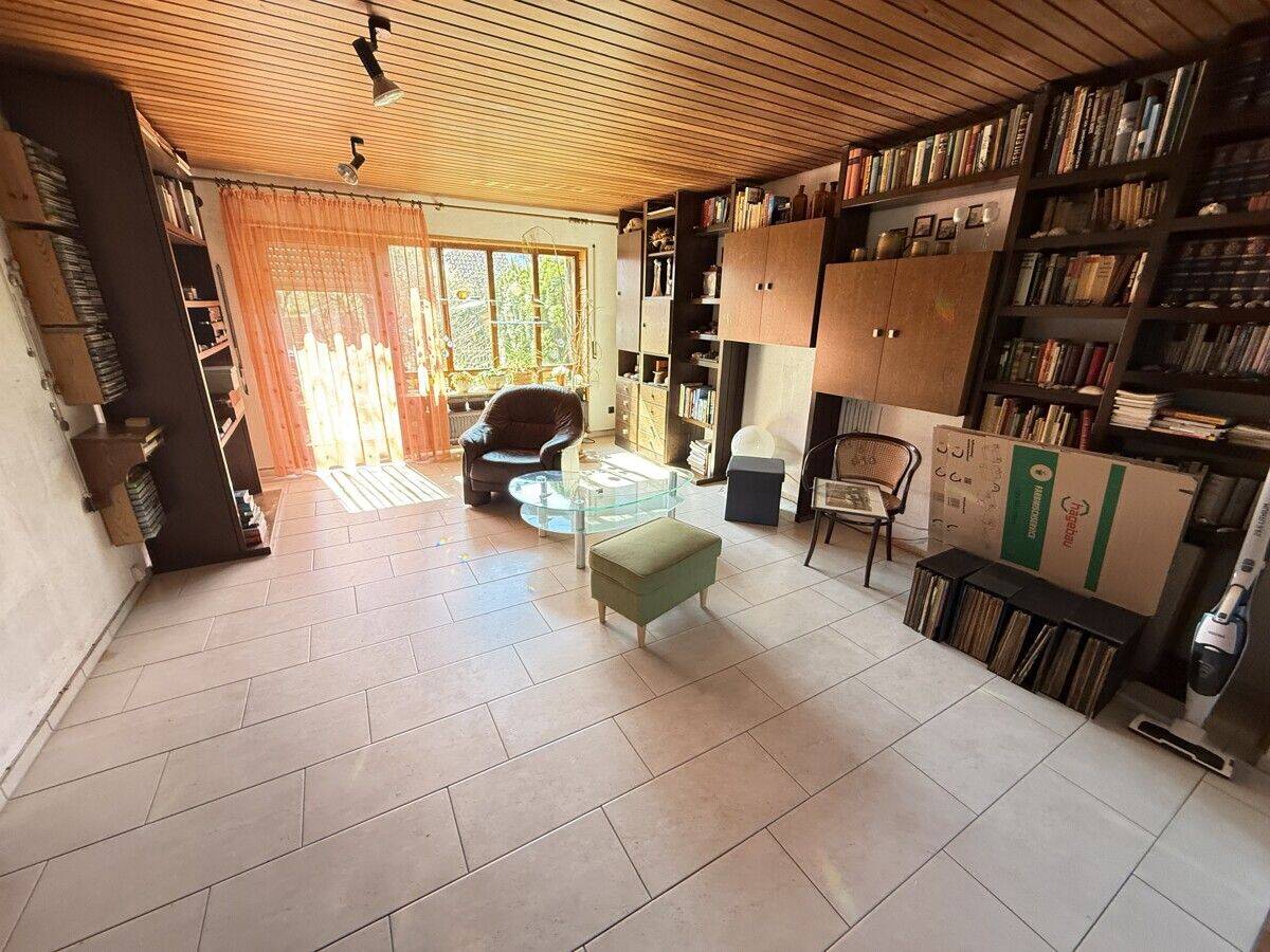 GERÄUMIGES EINFAMILIENHAUS MIT GARTEN UND GARAGE IN STADTNAHER LAGE – Schwäbisch Hall – Vorschaubild 5