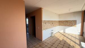 Großzügige 4-Zimmer-Wohnung mit zwei Balkonen und Gestaltungspotenzial – 47799 Krefeld – Vorschaubild 3