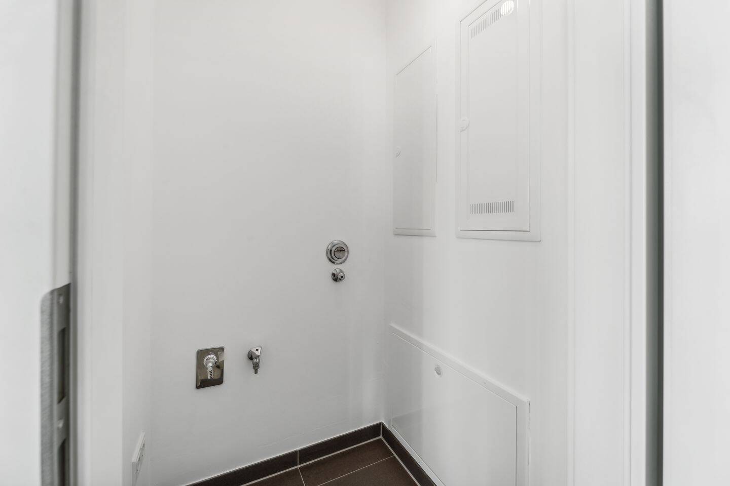 Attraktiver Bonus: 2 Monate mietfrei - Gemütliche 3-Zimmerwohnung mit Einbauküche – Wolfsburg – Vorschaubild 8