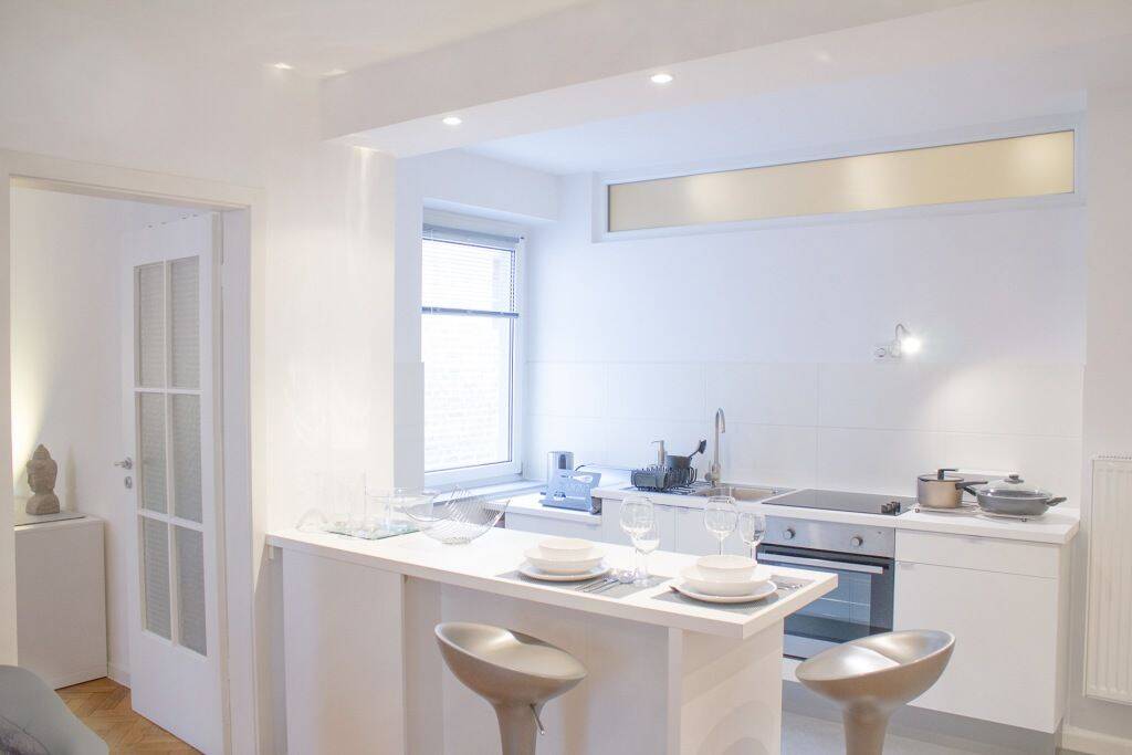 Wunderschönes, modisches Studio mit Südbalkon in Stuttgart West – Stuttgart – Vorschaubild 4