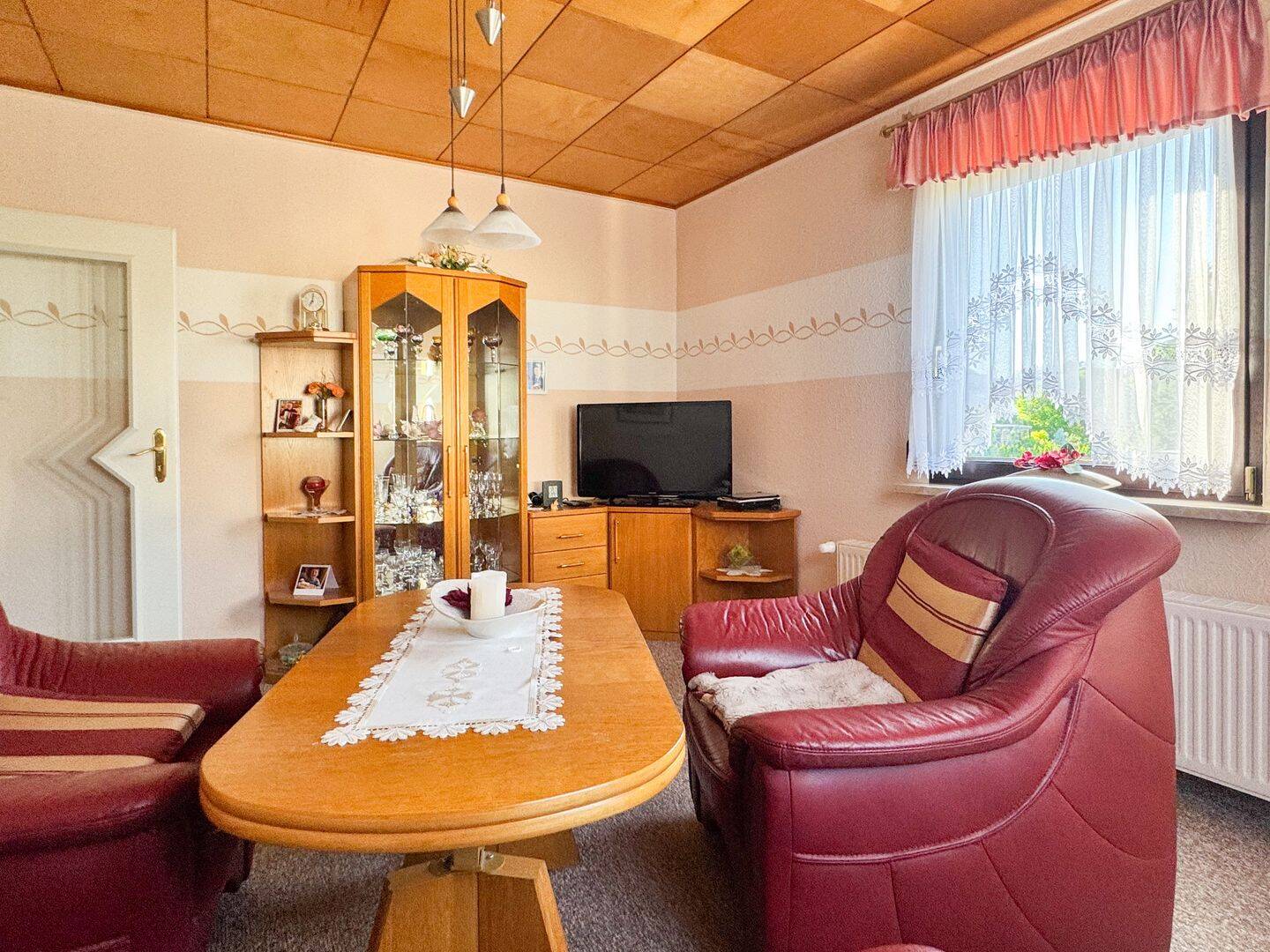Bezugsfreies Familiendomizil | 2 Bäder | Kameraüberwachung | Brunnen | Garage und Stellplatz – Bennewitz – Vorschaubild 8