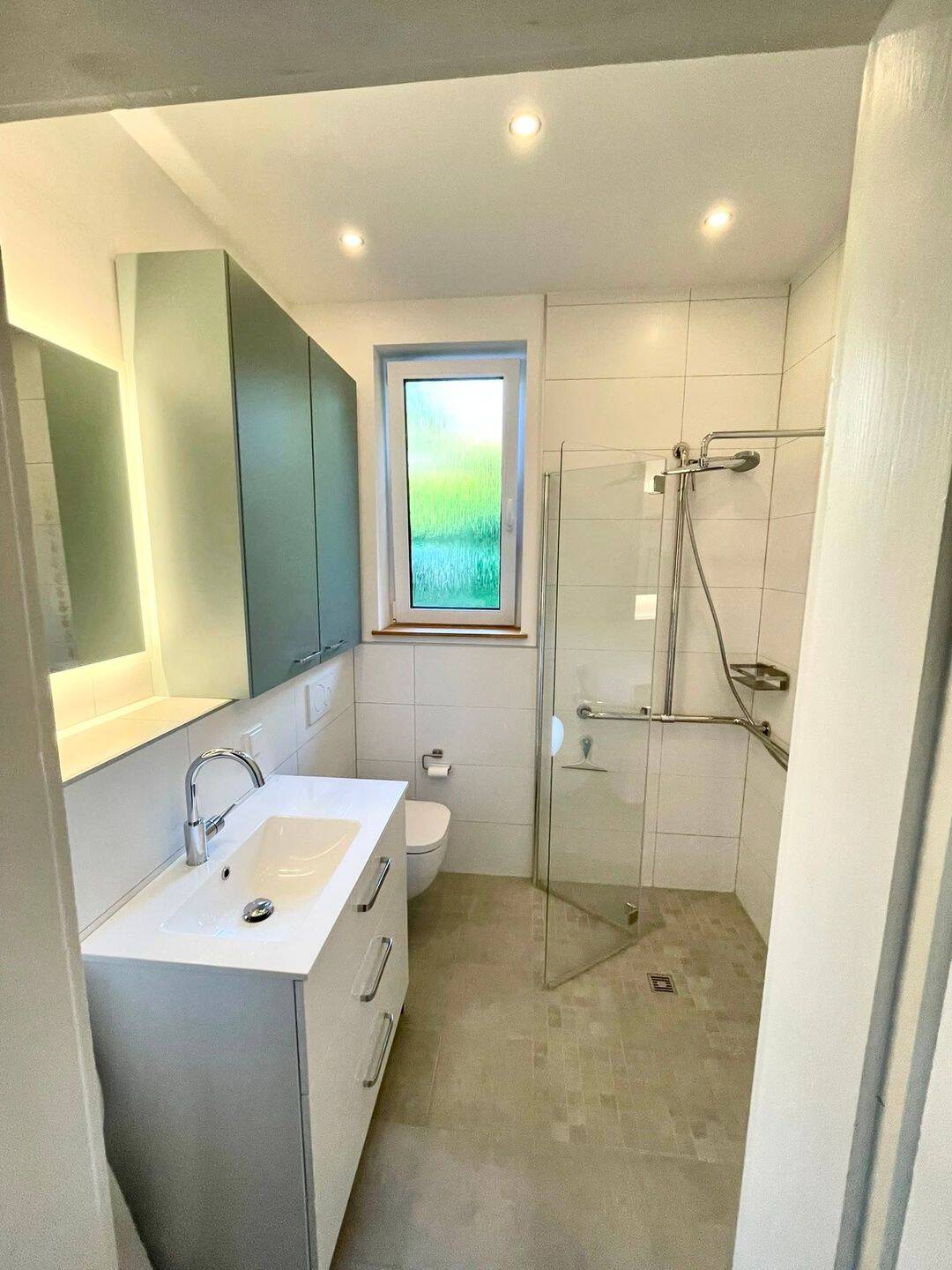 Stilvolle Altbauwohnung mit Charme am Rotenbühl– 3 Zimmer, 2 Balkone, komplett saniert – Saarbrücken – Vorschaubild 9