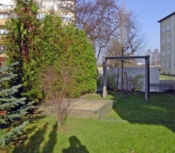 Zentrale 3-Zi.-Wohnung zum Sofortbezug mit Tiefgaragenstellplatz – Dresden – Vorschaubild 5