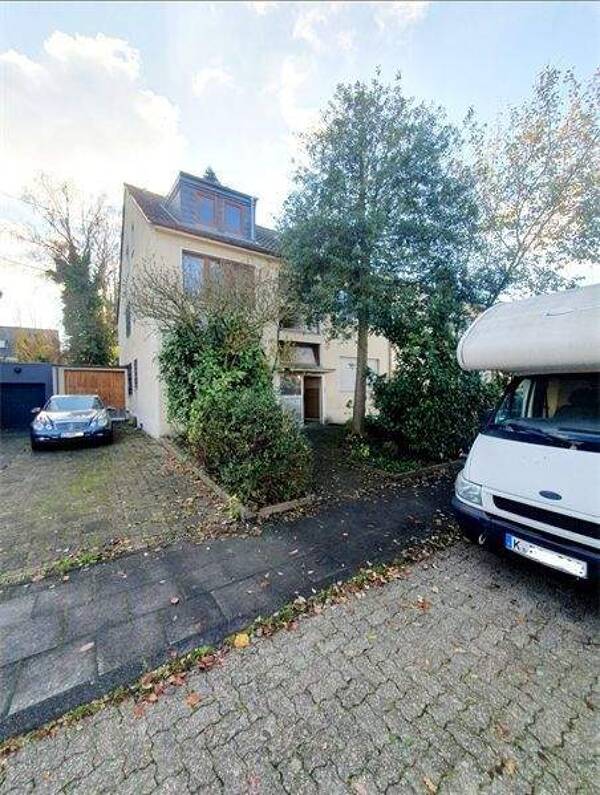 Haus in 50859 Köln mit 278 m² kaufen