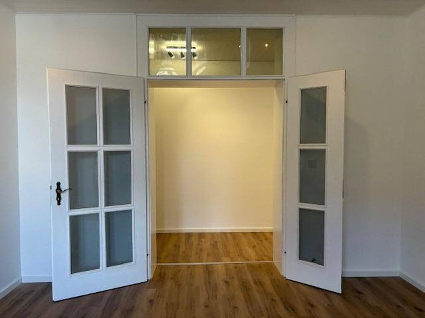 Neuwertige 3 Zimmer Wohnung mit Terrasse zu verkaufen
