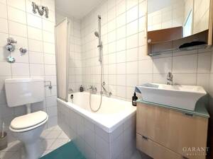 Sonnige Dachgeschosswohnung mit besonderem Flair – 81375 München – Vorschaubild 8
