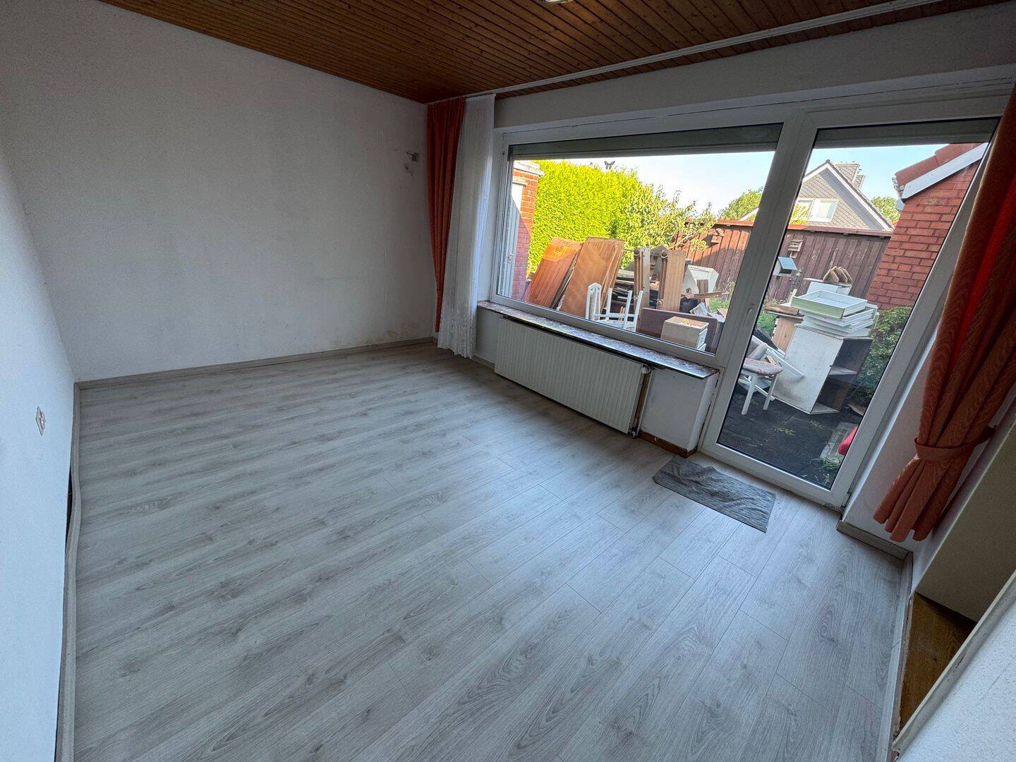 Wohnhaus mit Garage und Holzschuppen – Bremervörde – Vorschaubild 5