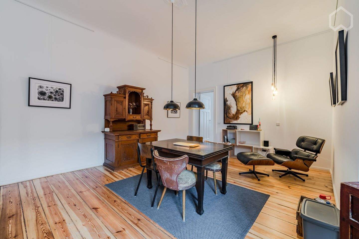 Luxuriöses Designer-Apartment mit zeitloser Eleganz – Berlin – Vorschaubild 3