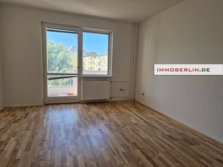 IMMOBERLIN.DE - Ästhetisch renoviert & modernisiert! Wohnung mit ruhiger Südloggia in beliebter Lage – Berlin – Vorschaubild 5