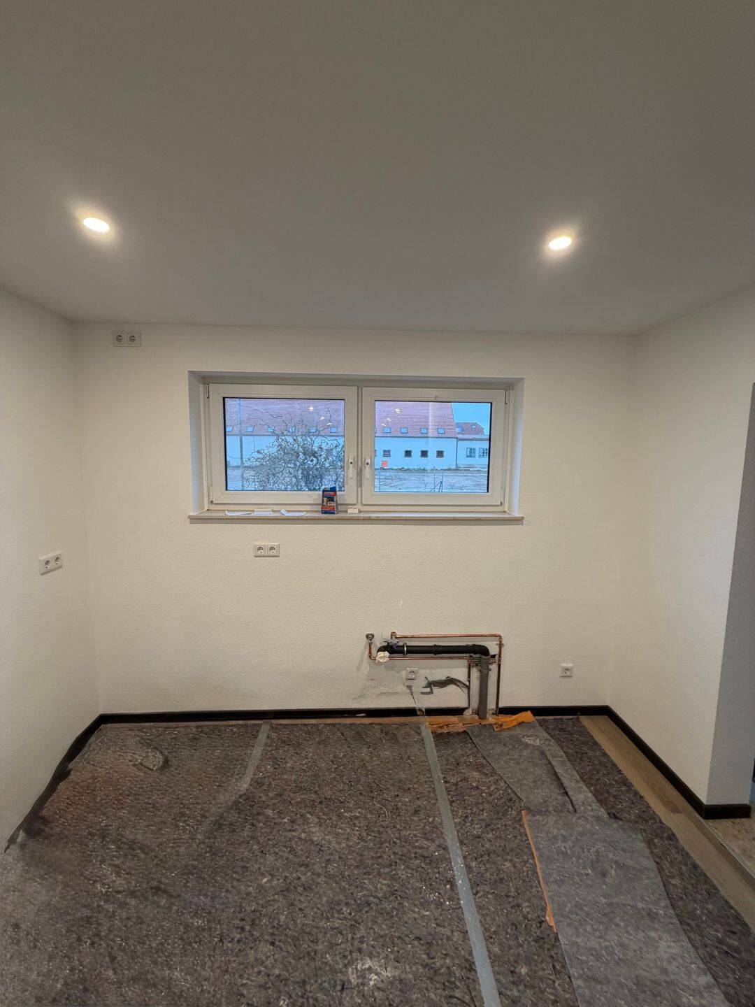 Kernsaniertes Familienhaus mit Dachstudio, Hobbyraum, Garten & Garage – Gernsheim – Vorschaubild 2