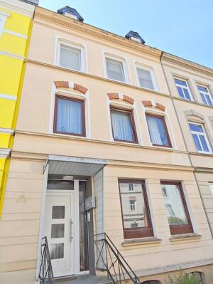 Mehrfamilienhaus mit drei Wohnungen (vollständig vermietet) – 23558 Lübeck – Vorschaubild 2