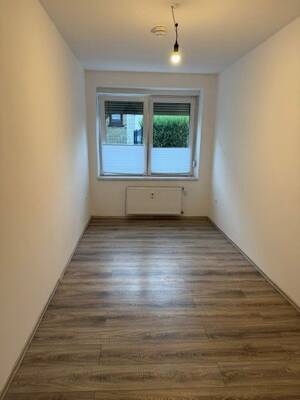 90 m² im Erdgeschoss suchen neue Mieter!!! – 44309 Dortmund – Vorschaubild 2