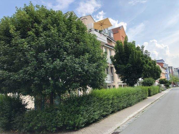 Bezugsfreies 1-Zimmer Apartment mit Balkon in Jena-Ost – Jena – Vorschaubild 2