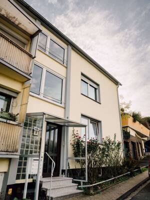 Solide 3-ZKB-Balkon Wohnung in zentraler Lage
