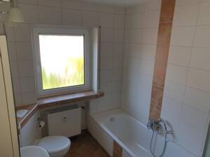 Ruhige, gut geschnittene Wohnung in Eltersdorf zu vermieten. – 91058 Erlangen – Vorschaubild 8