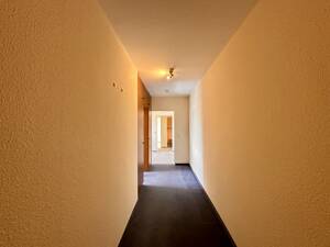 Toll geschnittene 3- Zimmer-Wohnung mit Balkon – 23556 Lübeck – Vorschaubild 5