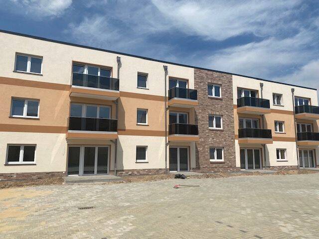 hochwertige zentral gelegene 2-Raum Wohnung  52/26