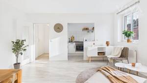 COSY LIVING! Helle, ruhige 2-Zimmer-Wohnung mit Loggia & EBK in zentraler Lage von Grafenberg – 40629 Düsseldorf – Vorschaubild 3
