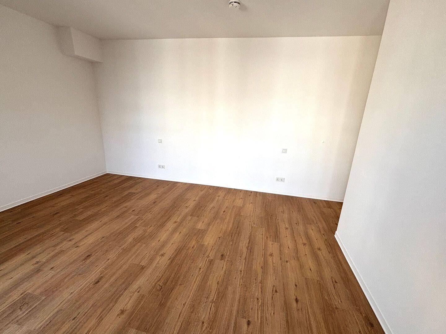 4-Zimmer-Wohnung (Typ 13) mit Balkon, zwei Badezimmern und Keller | ab sofort verfügbar – Köln – Vorschaubild 3