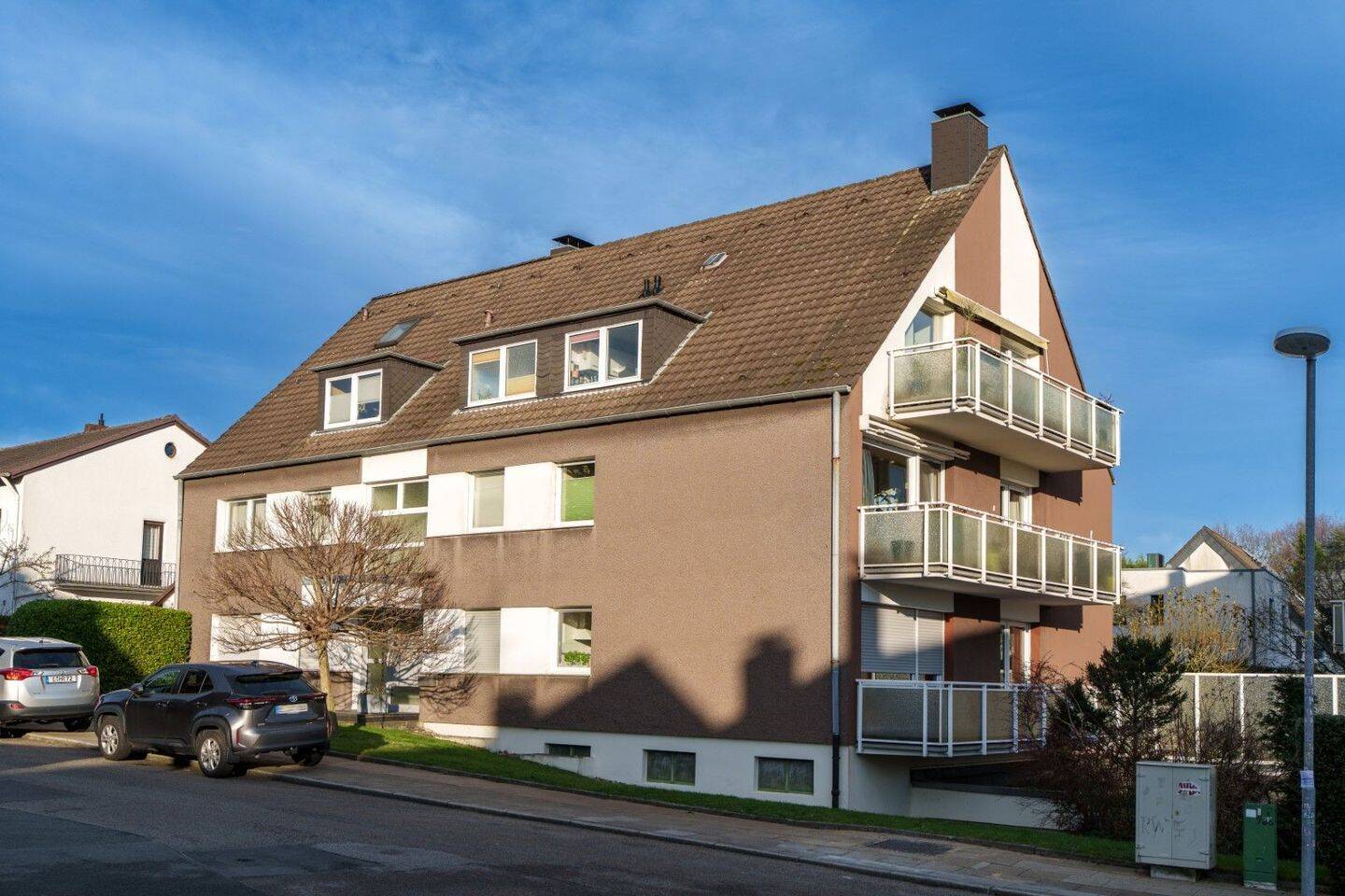 Glücksgriff! Heisinger Oberdorf. Bildschöne Wohnung. Ruhige Waldnähe. Balkon & Parkett. TG-Platz möglich.