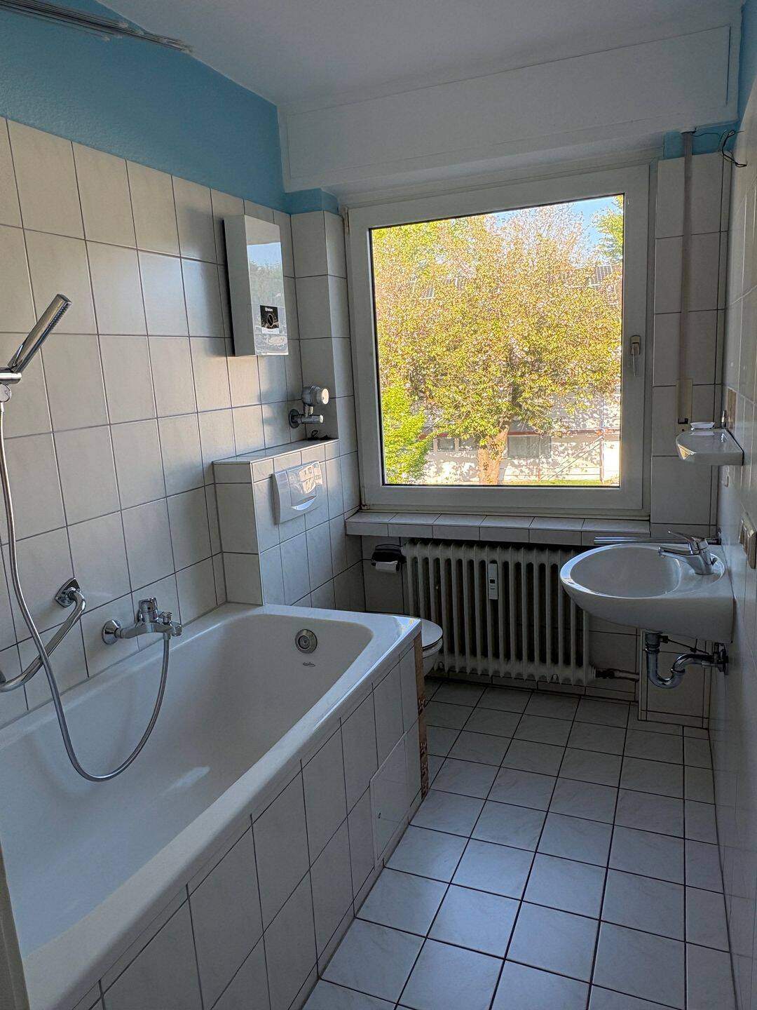 Schöne 2-Zimmer Wohnung mit Balkon, EBK und Tageslichtbad – Leverkusen – Vorschaubild 5