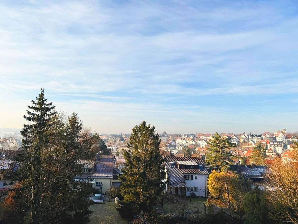 Top-Lage Waldau: Traumhaftes Grundstück am Waldrand – 70597 Stuttgart – Bild 1 von 9