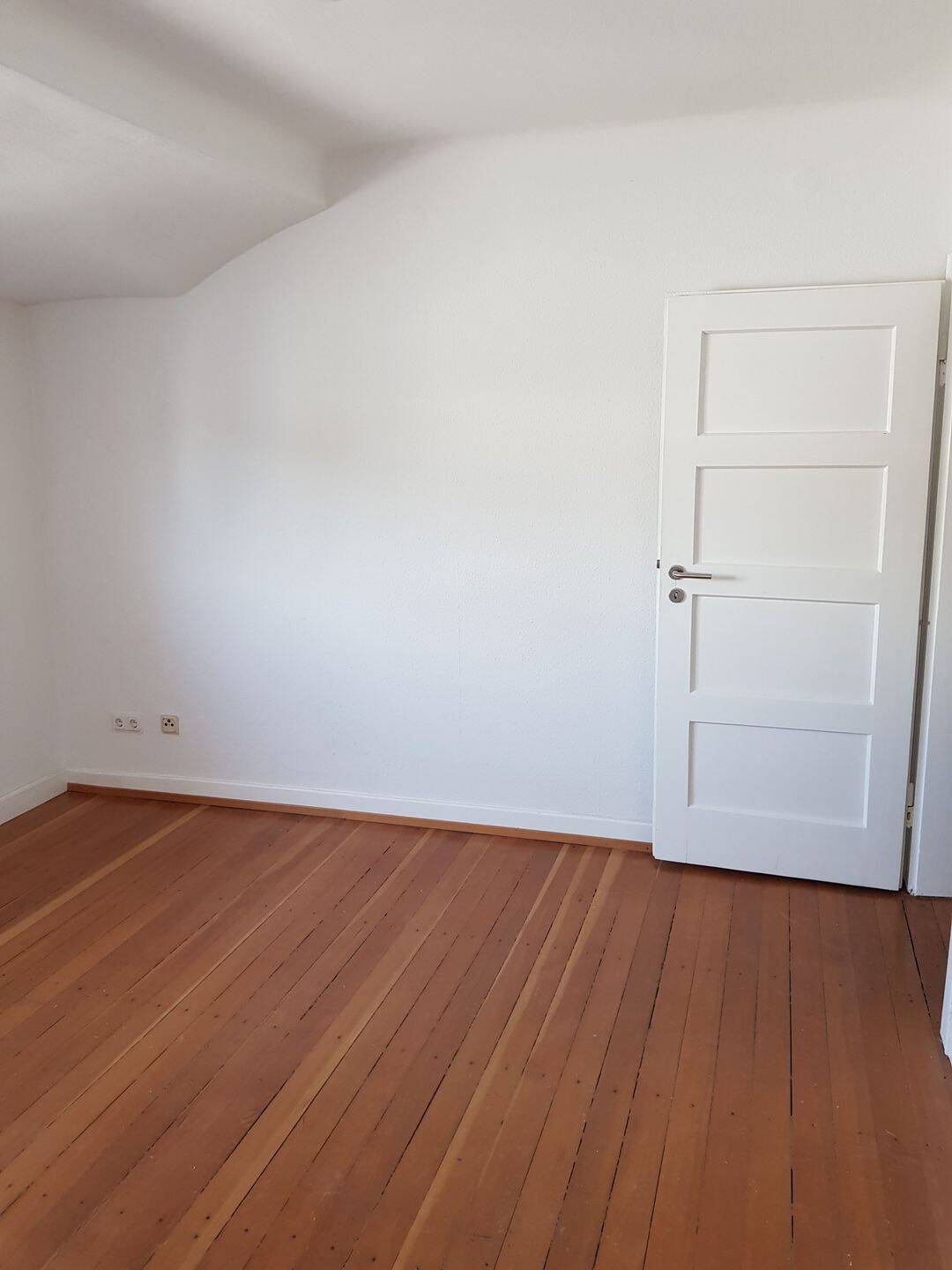 3 ZKB-Dachgeschosswohnung oberhalb Triller in Altsaarbrücken – Saarbrücken – Vorschaubild 8