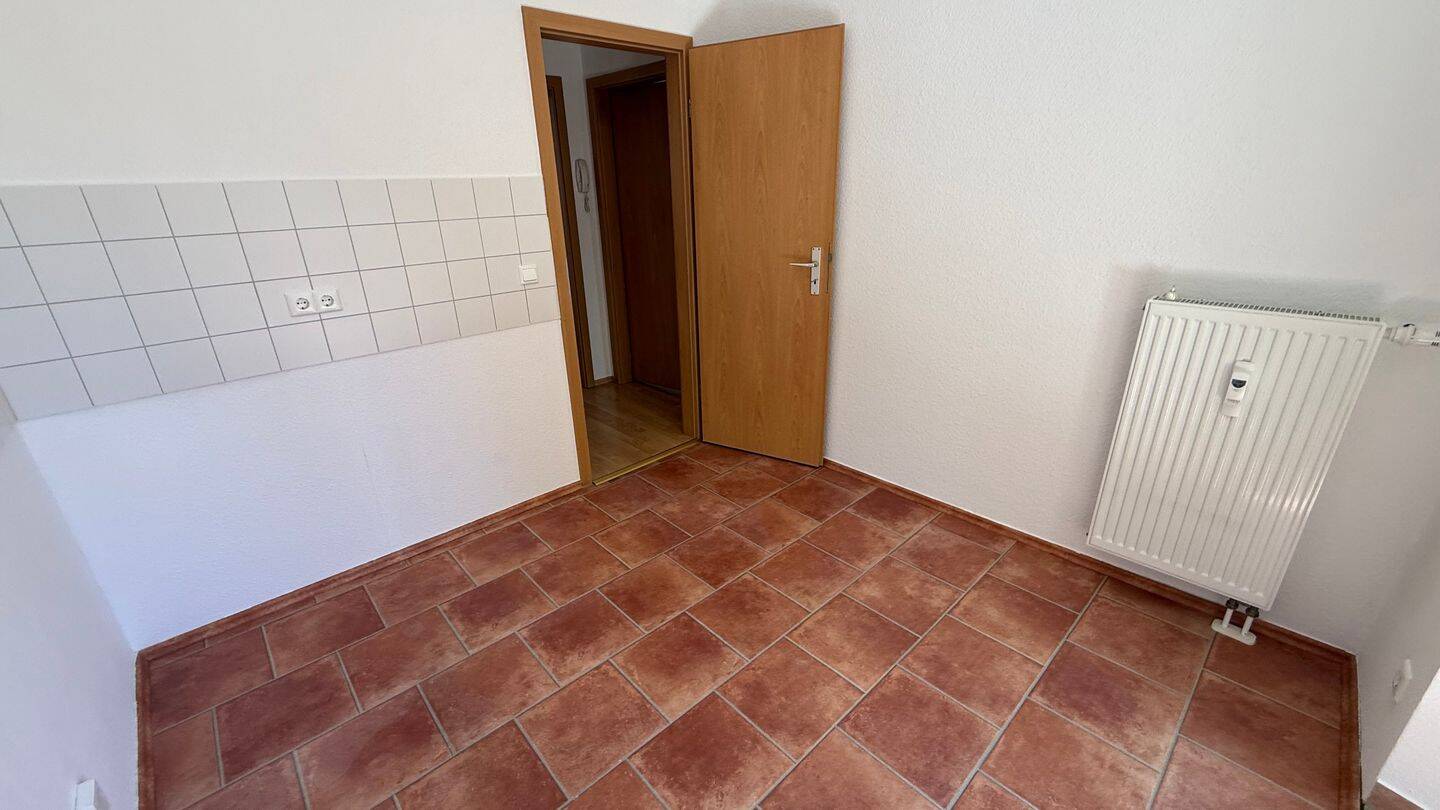 TOP Lage / 1.OG / Bad mit Fenster / an der Humboldthöhe ! – Chemnitz – Vorschaubild 6
