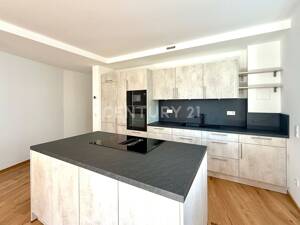 Neubau-Highlight: 4,5 Zimmer auf ganzer Etage mit Balkon – 1159 Dresden – Vorschaubild 3