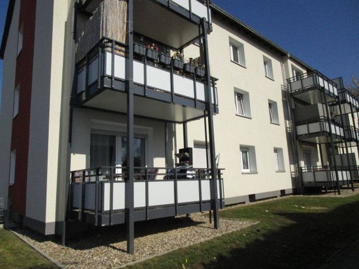 Herzlich Willkommen im frisch renovierten Zuhause: 3-Zimmer Wohnung in Dortmund Eving – 44339 Dortmund – Bild 1 von 9