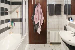 2-Zi.-Dachgeschosswohnung mit TG-Stellplatz in ruhiger Lage von Weinsberg – 74189 Weinsberg – Vorschaubild 4