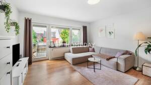 Modernisierte 3-Zimmer-Wohnung mit Balkon, Garage und Gartenzugang in Köln-Worringen