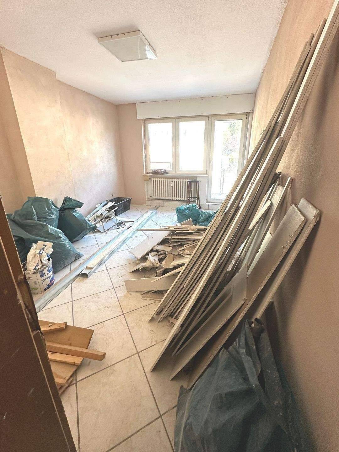 Großzügige 6-Zimmer-Wohnung mit Einbauküche und zwei Balkonen in Trier-Biewer – Trier – Vorschaubild 6