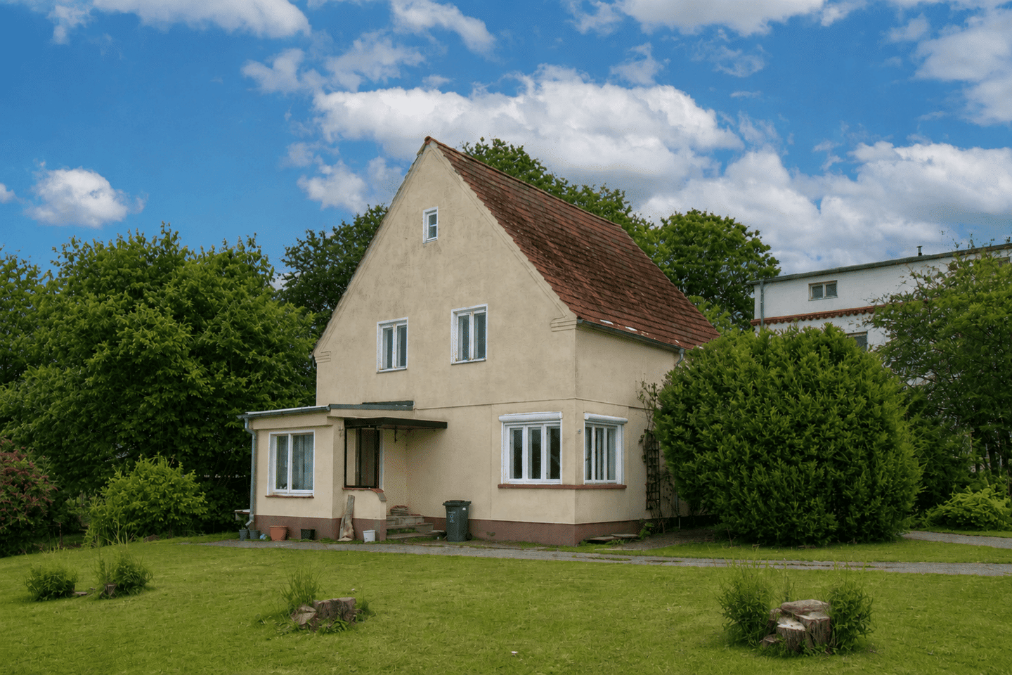 Liebhaberhaus mit skandinavischem Charme in Garz auf Rügen - Sanierung oder Neubau auf großem GS
