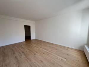 Großzügige 4-Raum-Wohnung mit ca. 115 m², Gäste-WC und Stellplatzoption – 39112 Magdeburg – Vorschaubild 5