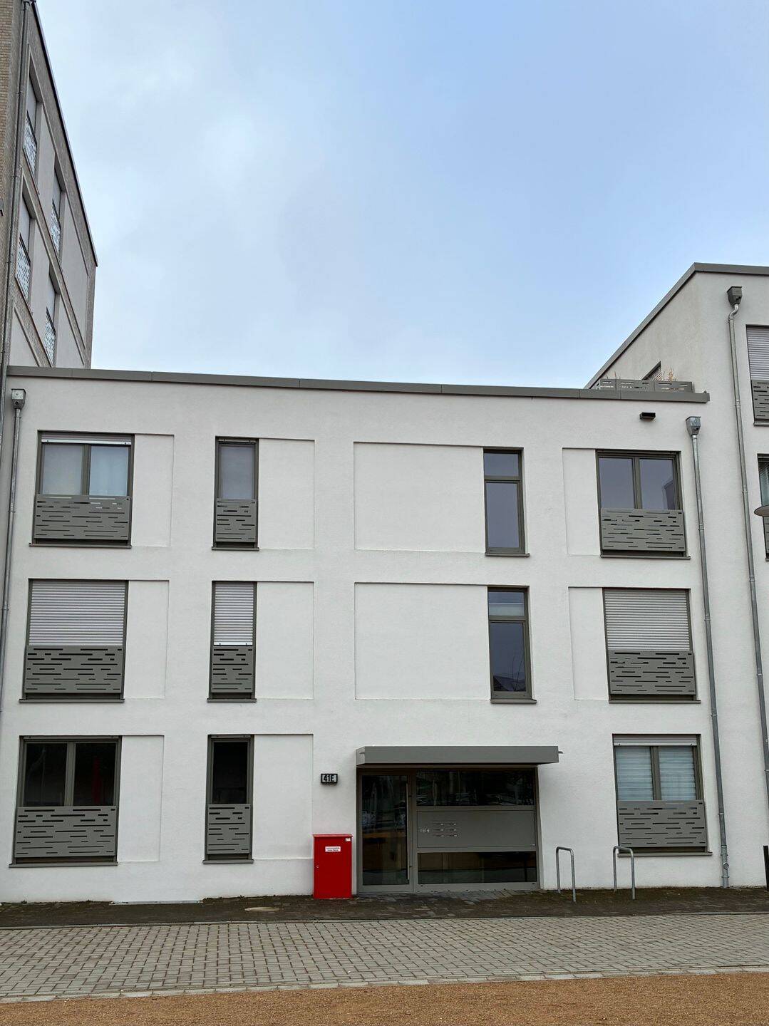 47124/45 Moderne 3-Zimmer- Wohnung im Neubau von Düsseldorf-Rath!