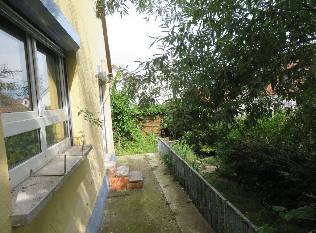 WARUM NICHT BISCHBERG? ÄLTERES HAUS ZUM KOMPLETT-RENOVIEREN AUF 183m2 GRUND FÜR 185.000,-EURO – Bamberg – Vorschaubild 5