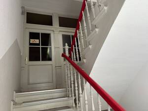 Hell, charmant, bezugsfertig: 2-Zimmer-Wohnung mit Einbauküche und Balkon! – 6110 Halle (Saale) – Vorschaubild 4