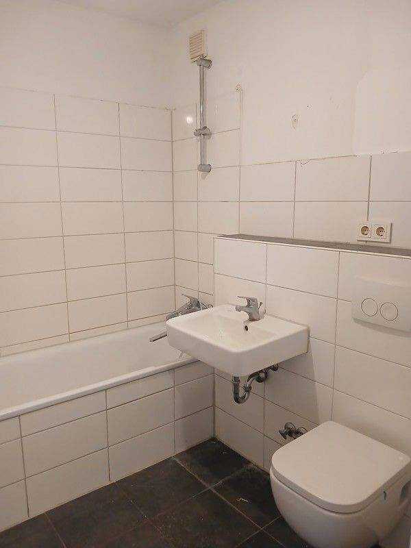 Modernisierte 3-Zimmer Wohnung mit Balkon in Bielefeld Sennestadt! – Bielefeld – Vorschaubild 6