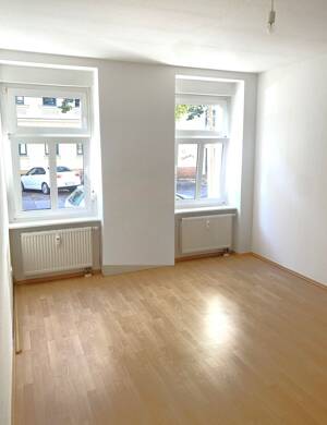 Schöne 2-Zimmer-Wohnung mit Einbauküche und Bad mit Fenster am Mariannenpark ! – 4347 Leipzig – Vorschaubild 5