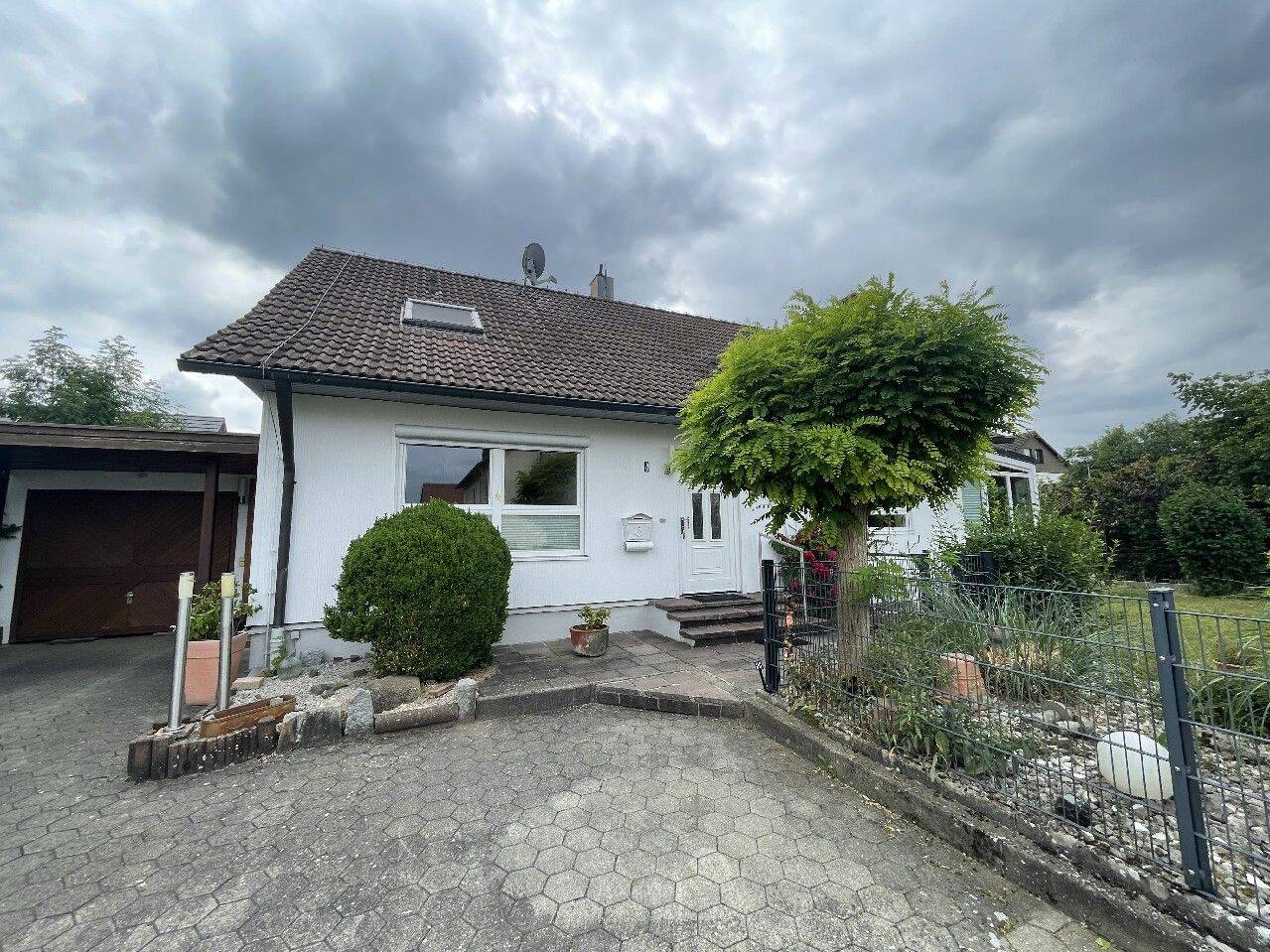 NEU! Liebenswertes Einfamilienhaus mit wunderschönem Garten! – Pforzen – Vorschaubild 3
