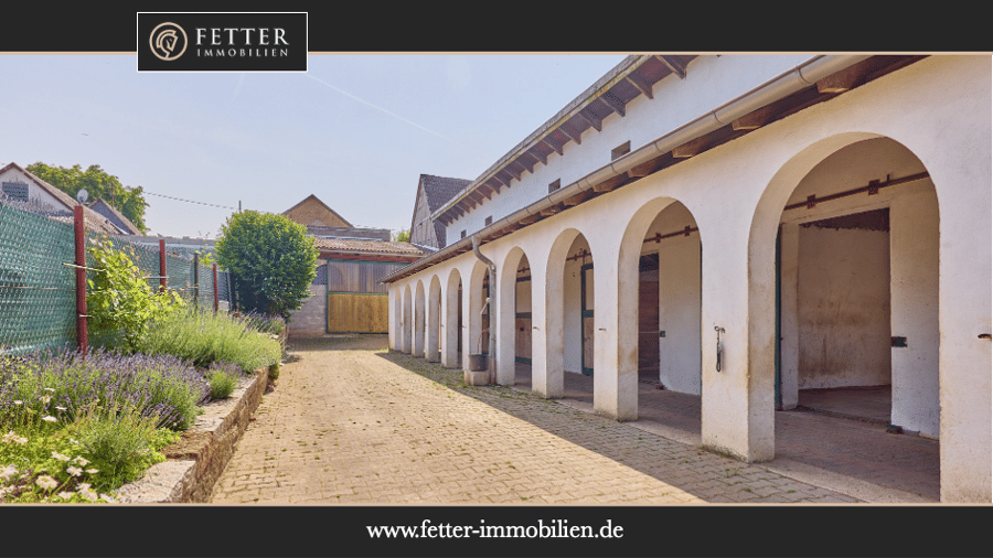 Reitanlage im Landkreis Bad Kreuznach – Fachwerktraum in Stromberg mit Reithalle! – Warmsroth – Bild 1 von 9